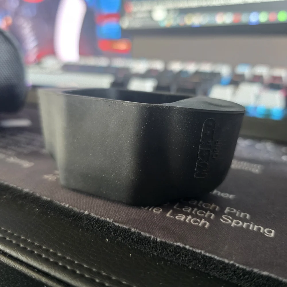 ALTURA flash With MAGMOD FLASH DIFFUSER